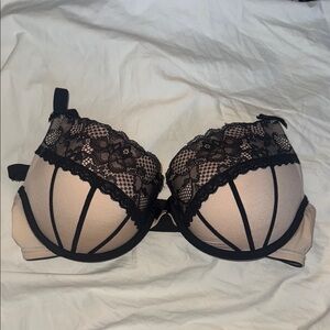H&M Black and Cream Lace Bra